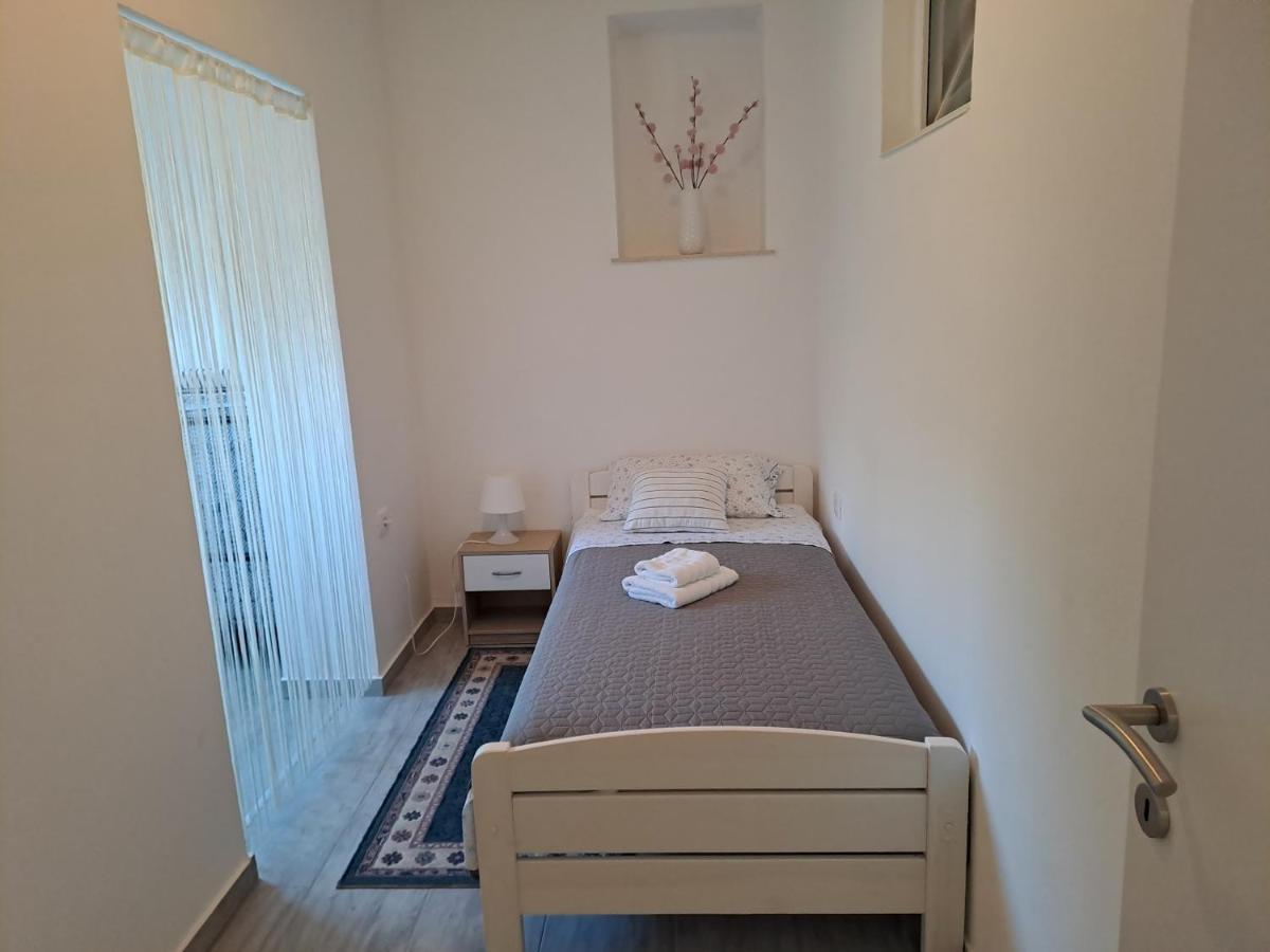 Apartma Sonja 2 بيران المظهر الخارجي الصورة
